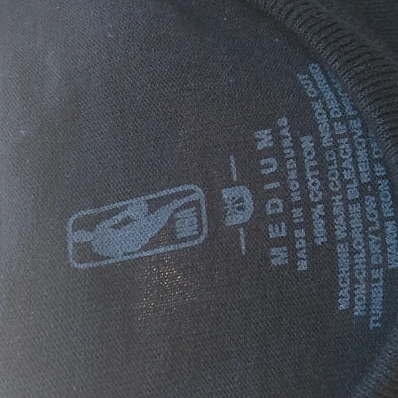 Nwt NBA T-shirt (M) - Picture 6 of 7